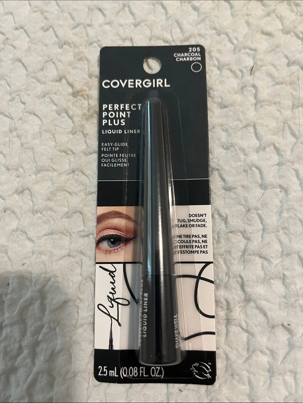 NWT Covergirl Get in Line Liquid Eyeliner 205 Charcoal